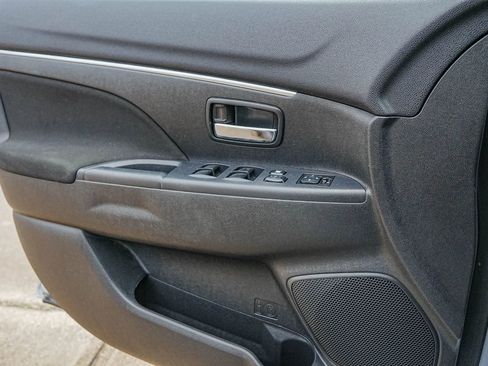 Used 2017 Mitsubishi Outlander Sport ES image 35