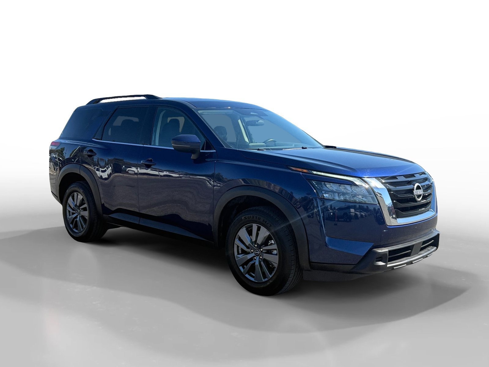 Used 2025 Nissan Pathfinder SV FWD image 7