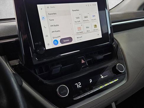 Used 2024 Toyota Corolla Cross LE image 8