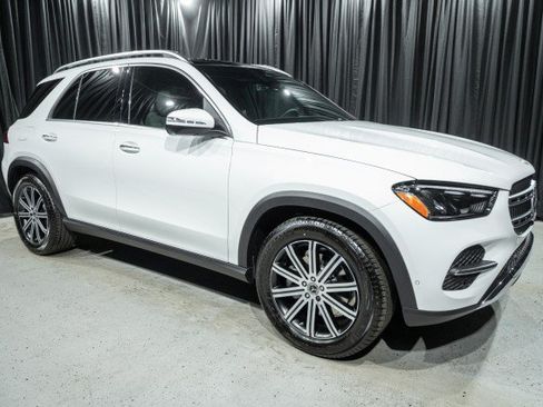 New 2026 Mercedes-Benz GLE 350 4MATIC image 3