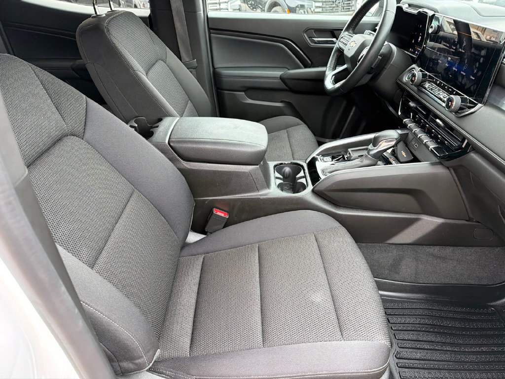 Used 2024 Chevrolet Colorado LT w/ LT Convenience Package II RWD image 12