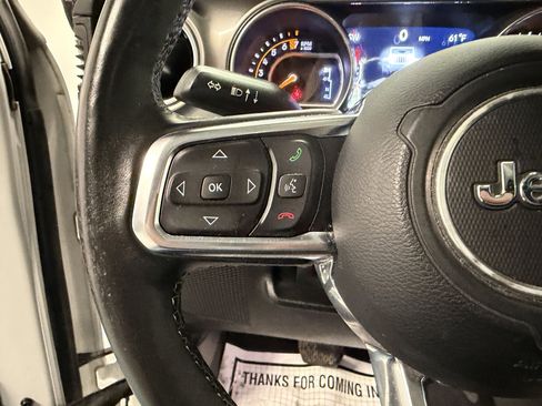 Used 2018 Jeep Wrangler Unlimited Sahara w/ Dual Top Group image 13