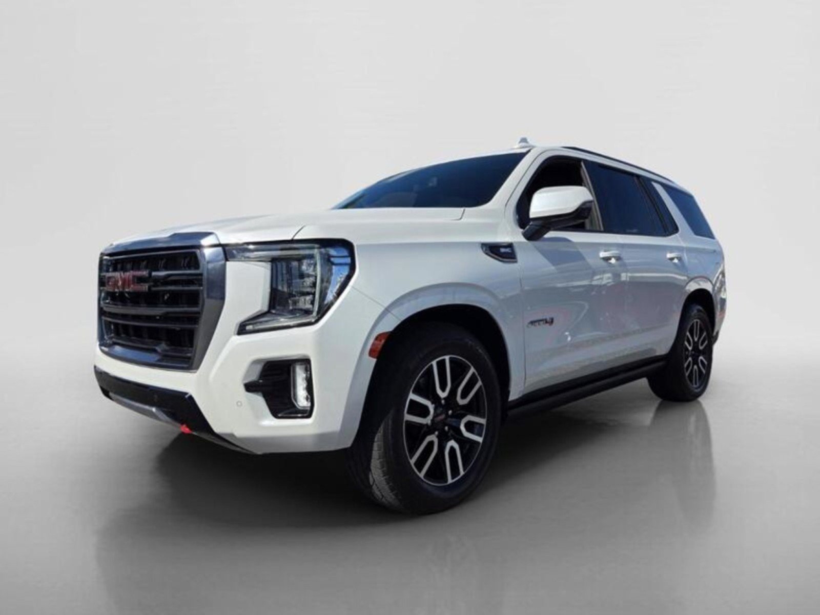 Used 2021 GMC Yukon AT4 w/ AT4 Premium Plus Package AWD/4WD image 8