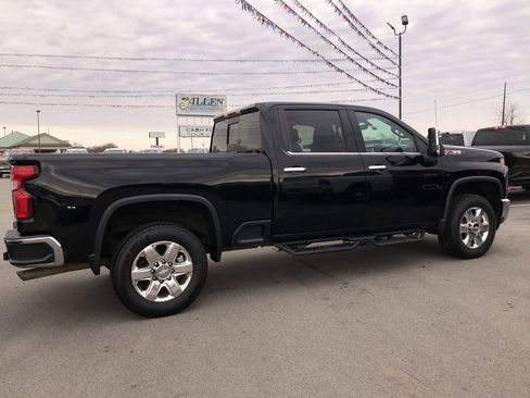 Used 2020 Chevrolet Silverado 2500 LTZ w/ LTZ Plus Package image 6