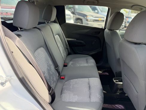 Used 2017 Chevrolet Sonic LT FWD image 7