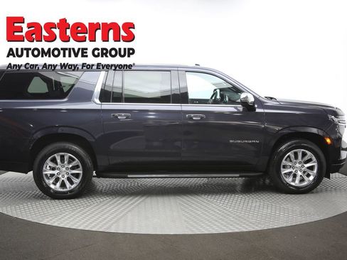 Used 2023 Chevrolet Suburban Premier image 45