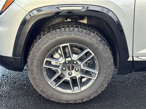 New 2026 GMC Terrain AT4 w/ Technology Package II image 22