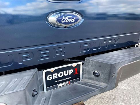 Used 2016 Ford F250 King Ranch w/ FX4 Off-Road Package image 9