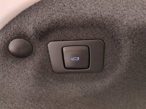 Used 2020 Lincoln MKZ Reserve w/ Elements Package image 14