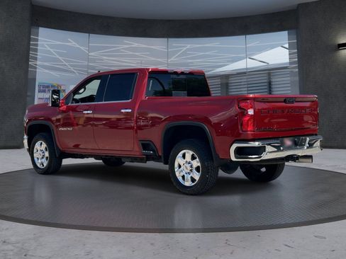 Certified 2022 Chevrolet Silverado 2500 LTZ w/ LTZ Premium Package AWD/4WD image 4