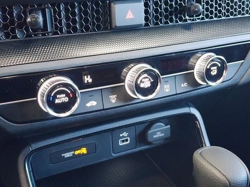 Certified 2023 Honda CR-V LX image 31