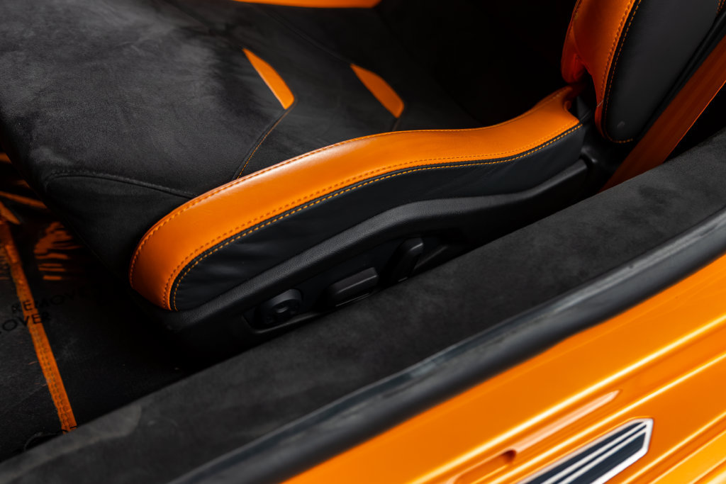 Used 2023 Lamborghini Huracan Tecnica RWD image 45
