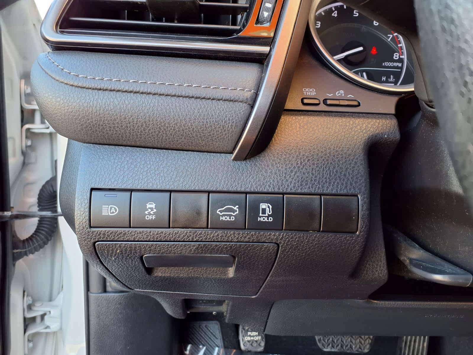 Used 2022 Toyota Camry LE FWD image 16