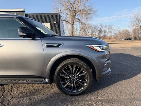 Used 2021 INFINITI QX80 Premium Select w/ All-Season Package AWD/4WD image 2