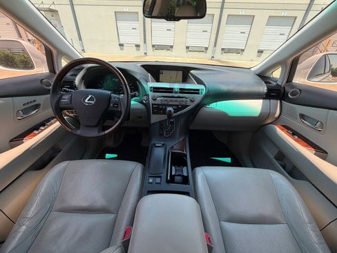 Used 2010 Lexus RX 350 2WD image 17