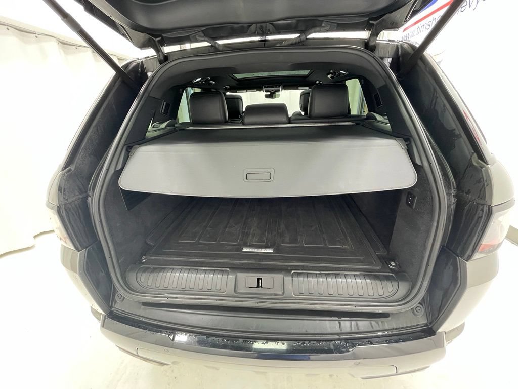Used 2019 Land Rover Range Rover Sport Supercharged AWD/4WD image 6