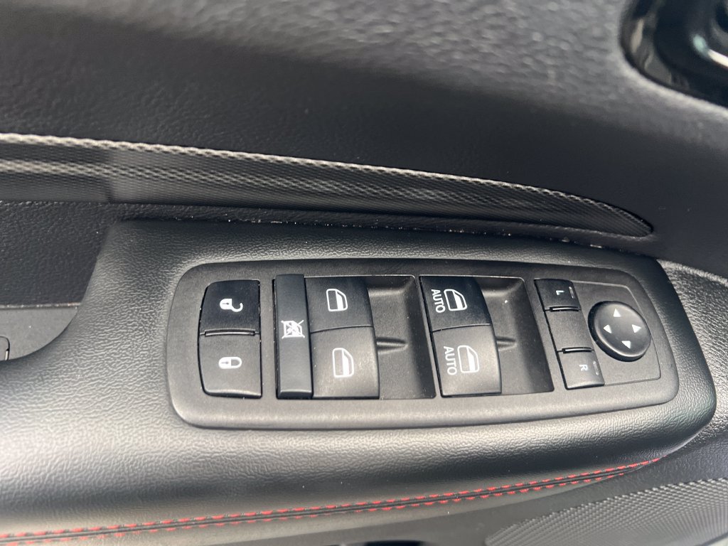 Used 2023 Dodge Durango GT AWD/4WD image 11