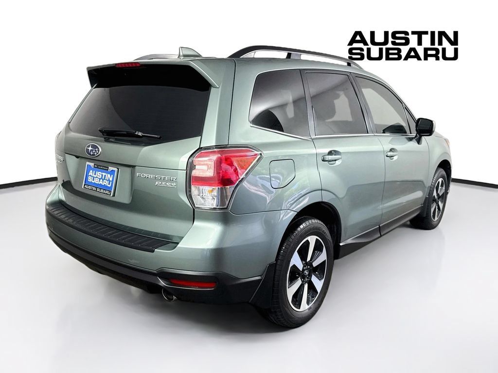 Used 2017 Subaru Forester 2.5i Limited AWD/4WD image 7