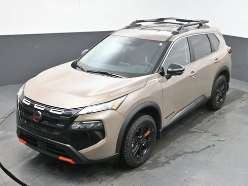 New 2026 Nissan Rogue SV image 32