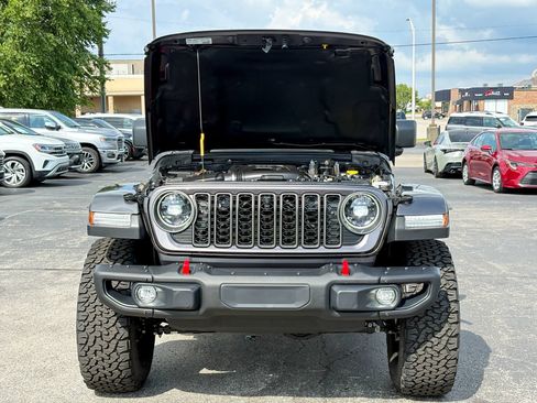 Used 2026 Jeep Wrangler Unlimited Rubicon AWD/4WD image 39