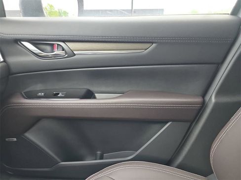 New 2025 MAZDA CX-5 Signature image 25