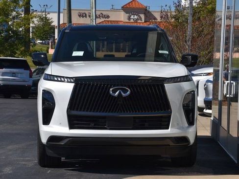 New 2026 INFINITI QX80 Autograph w/ Premium Cargo Package image 13