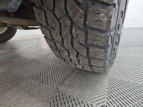 Used 2021 Chevrolet Silverado 2500 LT w/ Fleet Comfort Package image 38