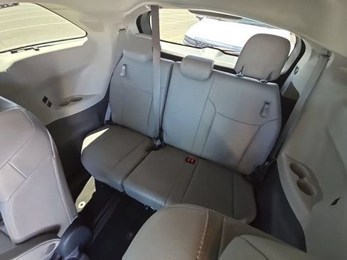 Used 2022 Toyota Sienna Limited AWD/4WD image 13