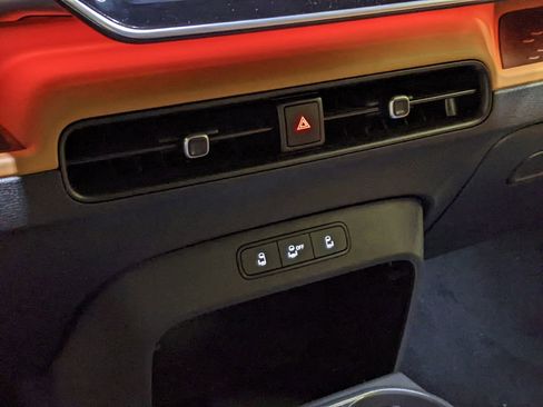 New 2025 Volkswagen ID. Buzz Pro S Plus image 18