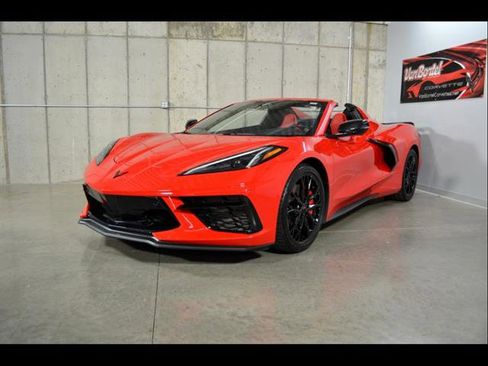 Used 2024 Chevrolet Corvette Stingray Preferred Conv w/ Z51 Performance Package RWD image 4