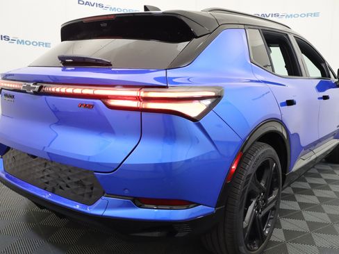 New 2026 Chevrolet Equinox EV RS image 5