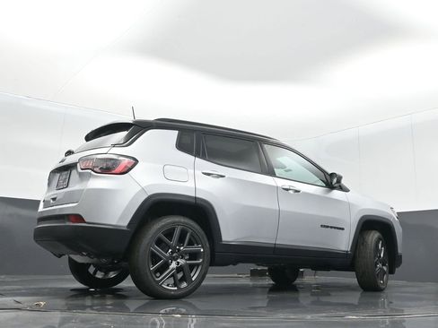 New 2026 Jeep Compass Limited image 37