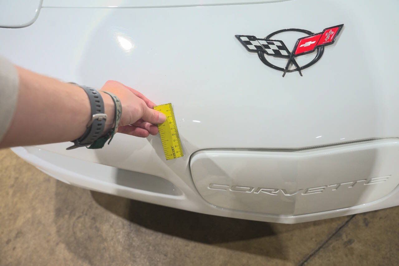 Used 1998 Chevrolet Corvette Coupe RWD image 28