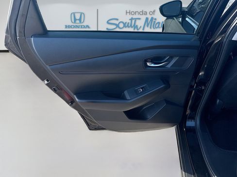Used 2023 Honda Accord EX image 23