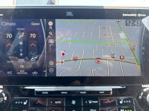 Used 2022 Toyota Highlander Platinum FWD image 10