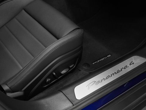 New 2026 Porsche Panamera 4 image 19
