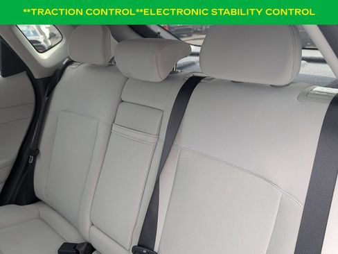 Used 2024 Hyundai Kona SEL AWD/4WD image 12