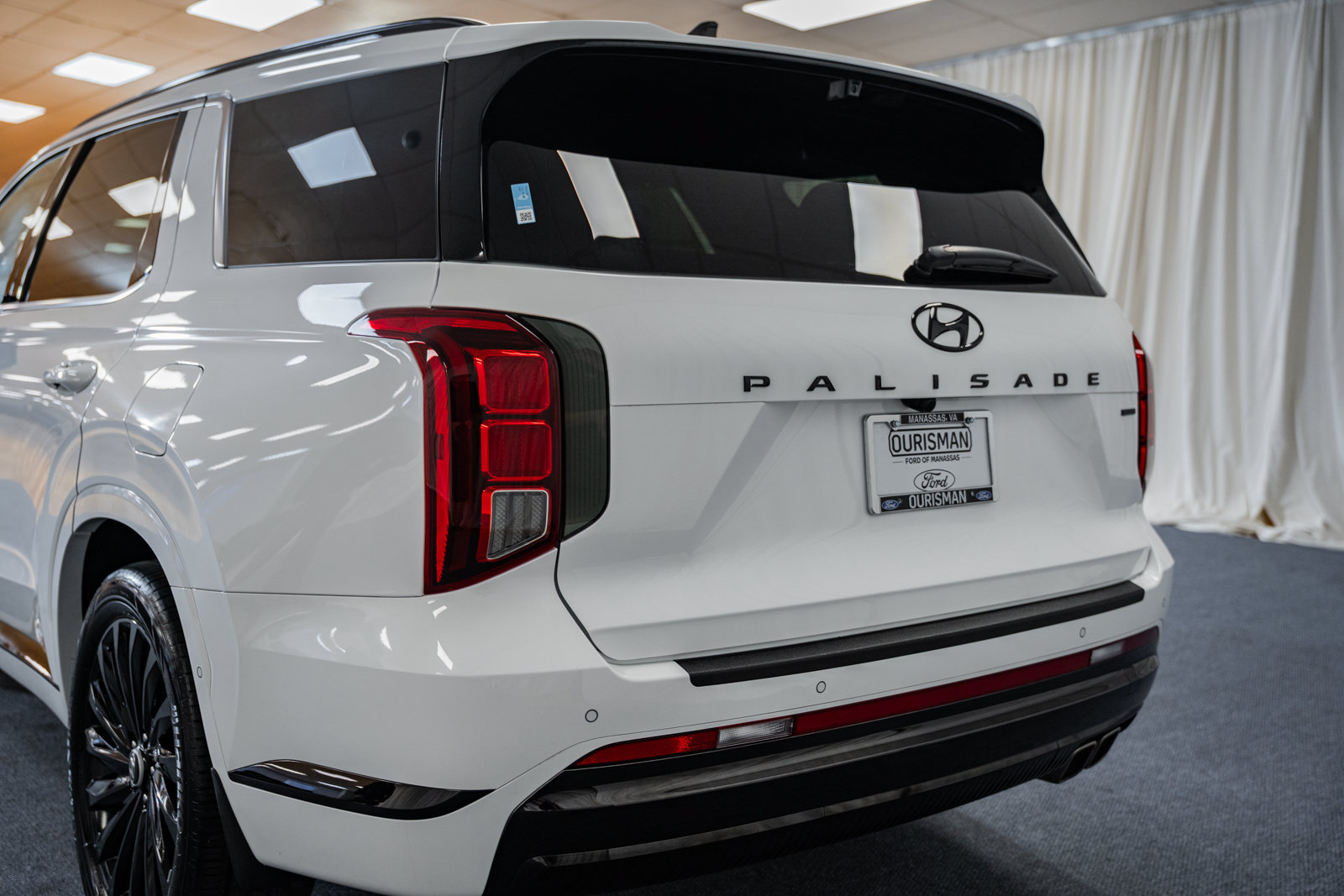 Used 2025 Hyundai Palisade Calligraphy AWD/4WD image 6
