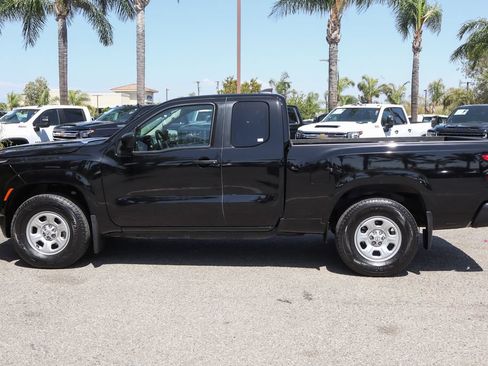 Used 2025 Nissan Frontier S RWD image 5