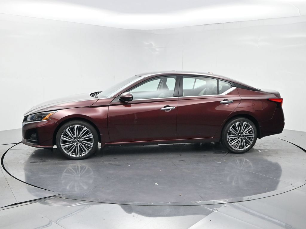 Used 2023 Nissan Altima 2.5 SL AWD/4WD image 3
