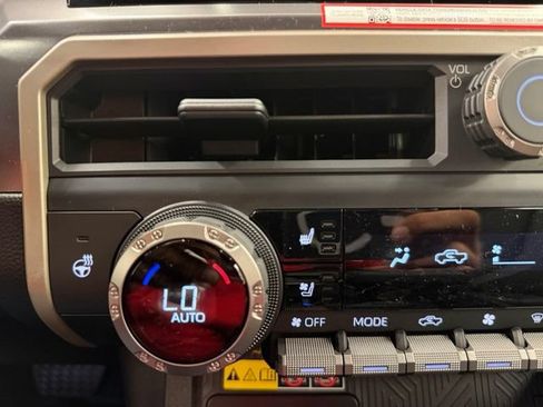 New 2026 Toyota Tacoma TRD Off-Road AWD/4WD image 73
