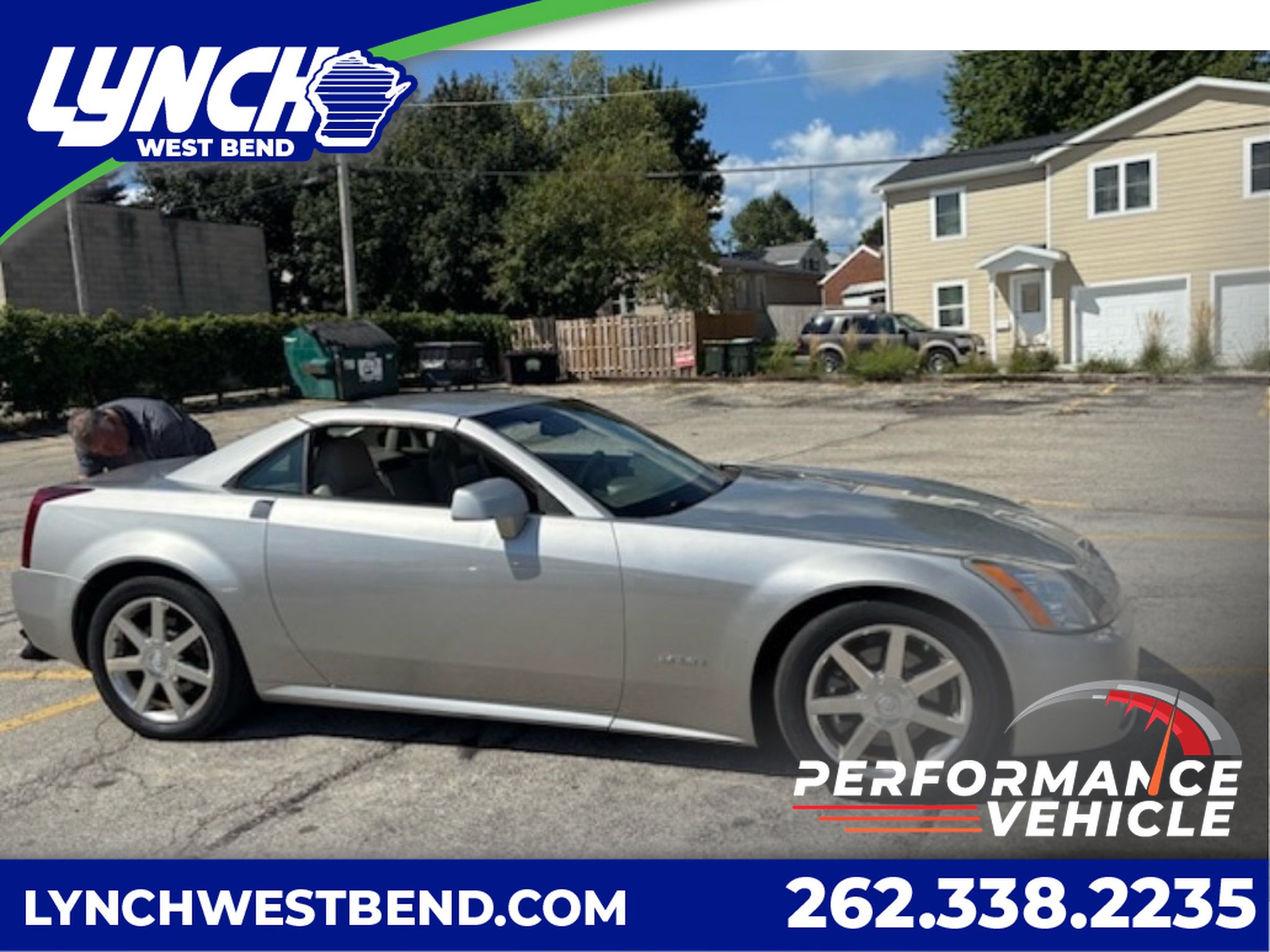 Used 2004 Cadillac XLR RWD image 1