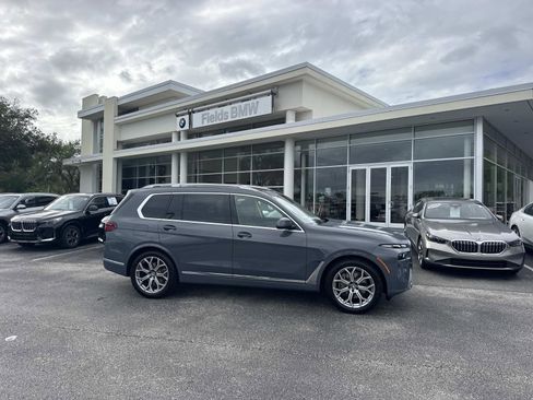 Certified 2026 BMW X7 xDrive40i w/ Premium Package image 1