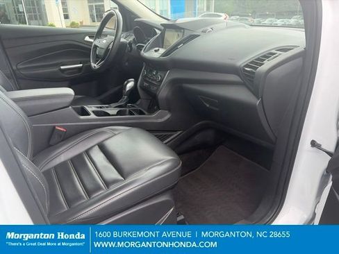 Used 2019 Ford Escape SEL AWD/4WD image 30