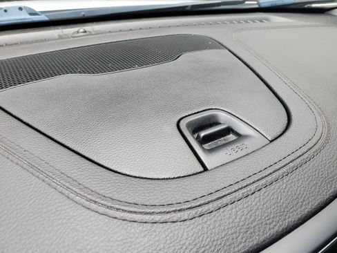 Used 2019 Jeep Cherokee Latitude w/ Popular Appearance Group FWD image 25