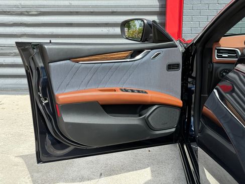 Used 2021 Maserati Ghibli S GranLusso image 14