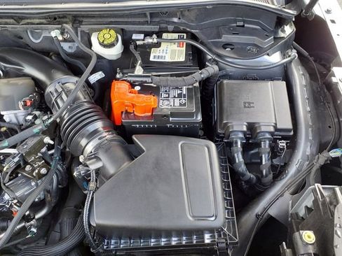 Used 2021 Lincoln Corsair AWD image 16