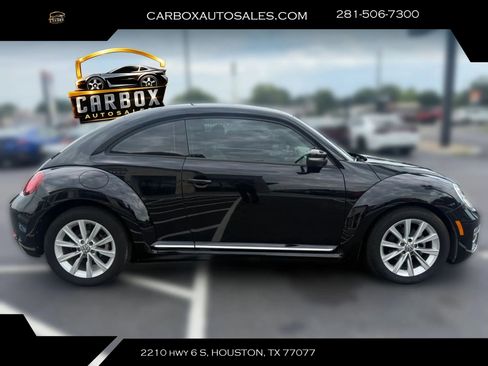 Used 2017 Volkswagen Beetle 1.8T SE FWD image 6
