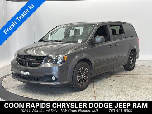 Used 2015 Dodge Grand Caravan SXT w/ Blacktop Package FWD image 1