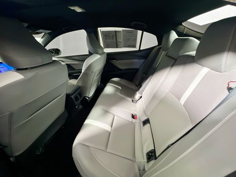 Used 2026 Toyota Camry SE FWD image 28